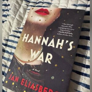Hannah's War Novel by Jan Eliasberg - Like New!